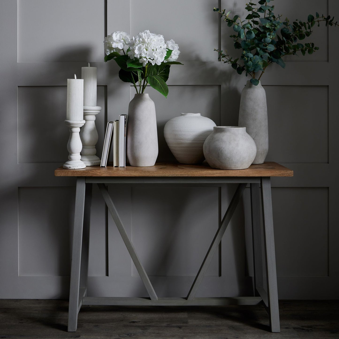 Darcy Round Stone Pot