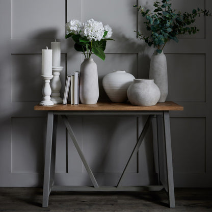 Darcy Round Stone Pot