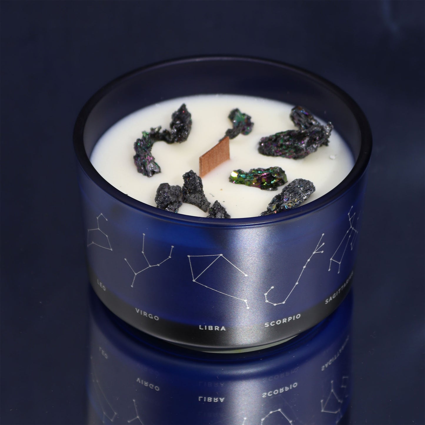 ZODIAC CANDLE LEO with gemstone bracelet